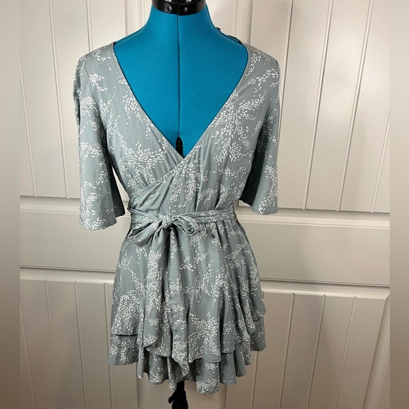 Princess Polly Louie Romper Sz 6 - Picture 2 of 8